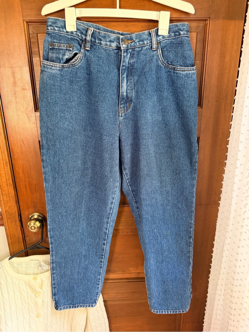 VINTAGE BILL BLASS HIGH WAISTED JEANS